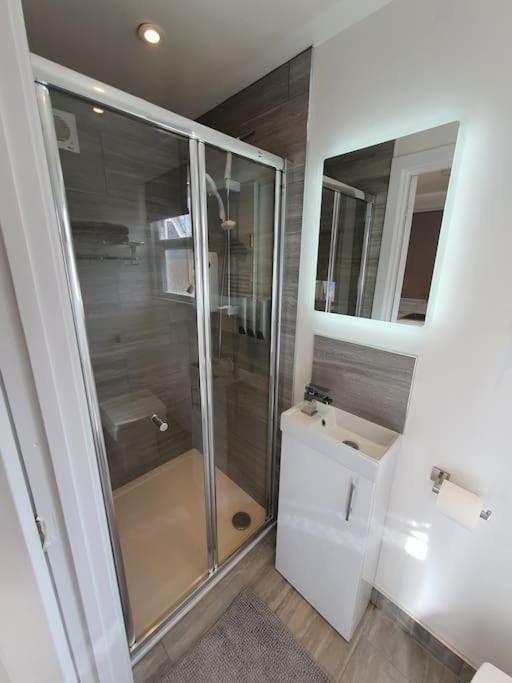 Apartamento The Tiny Sea Gem Jaywick Sands Exterior foto